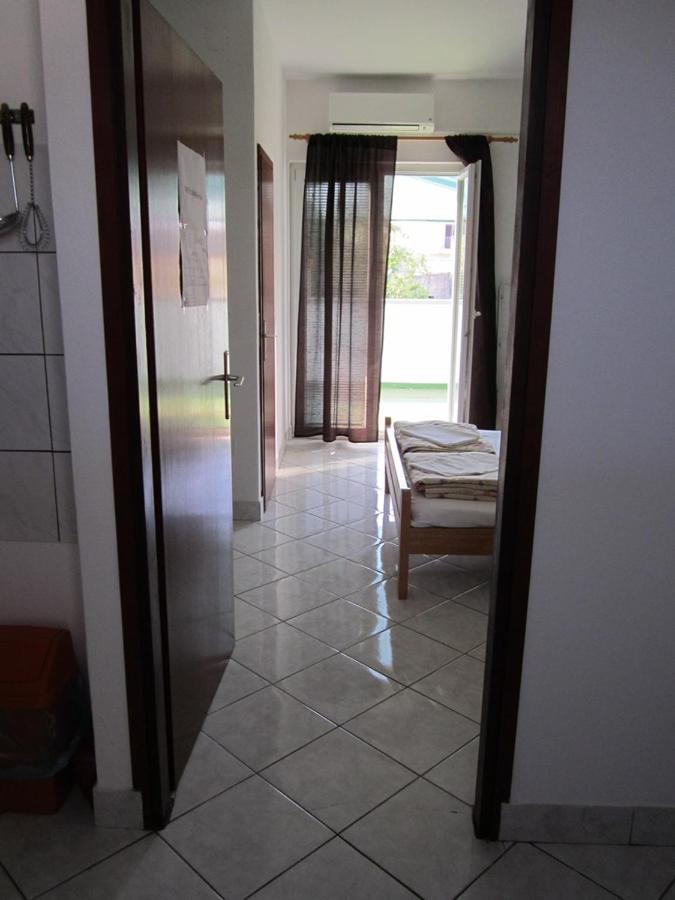 Apartmani Lukacic Biograd na Moru Kültér fotó