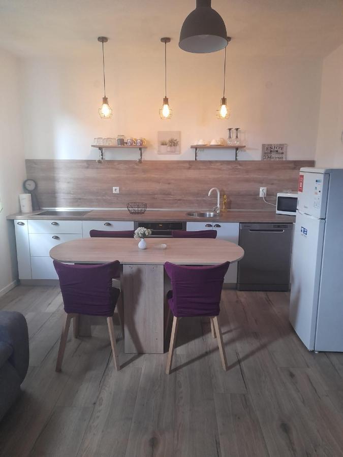 Apartmani Lukacic Biograd na Moru Szoba fotó