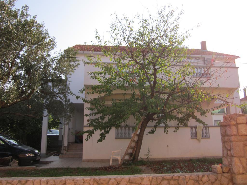 Apartmani Lukacic Biograd na Moru Kültér fotó